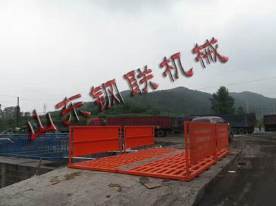 山東泰安工程自動(dòng)洗車(chē)機(jī)設(shè)備 工地用洗輪機(jī)廠(chǎng)家_環(huán)保設(shè)備欄目_